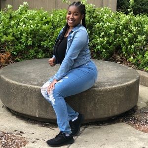 Meet your Posher, Brandy